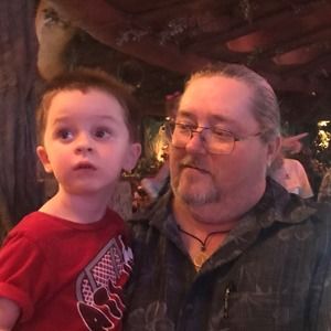 Meet your Posher, Christal